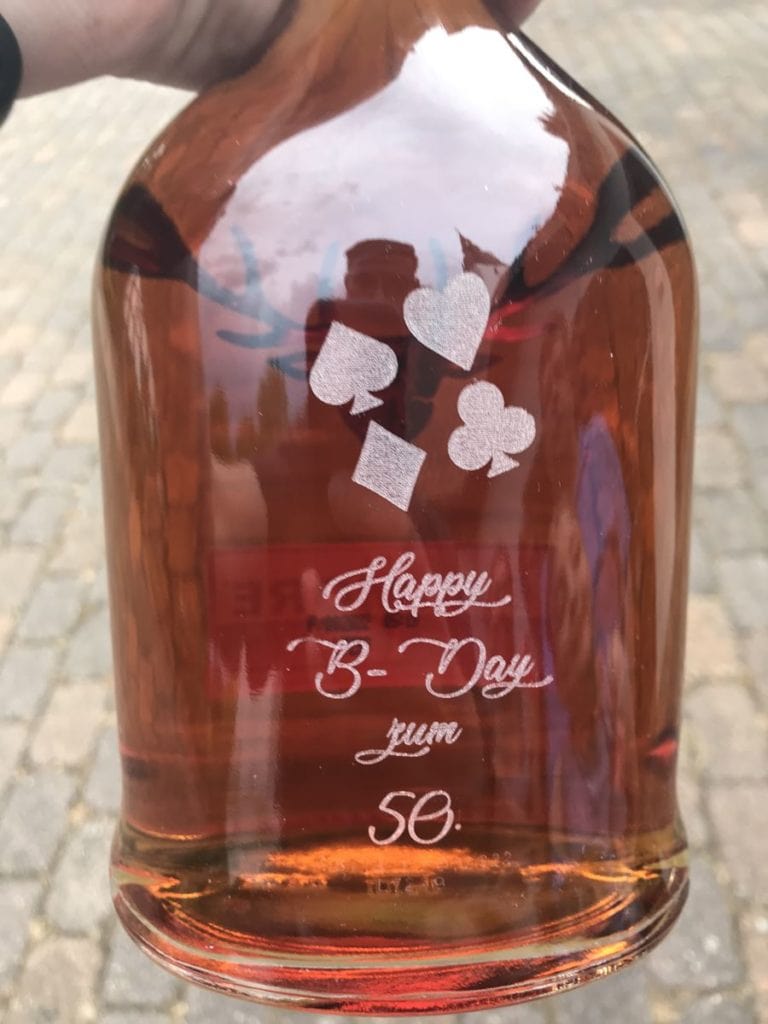 Glas-/Acrylglasgravuren